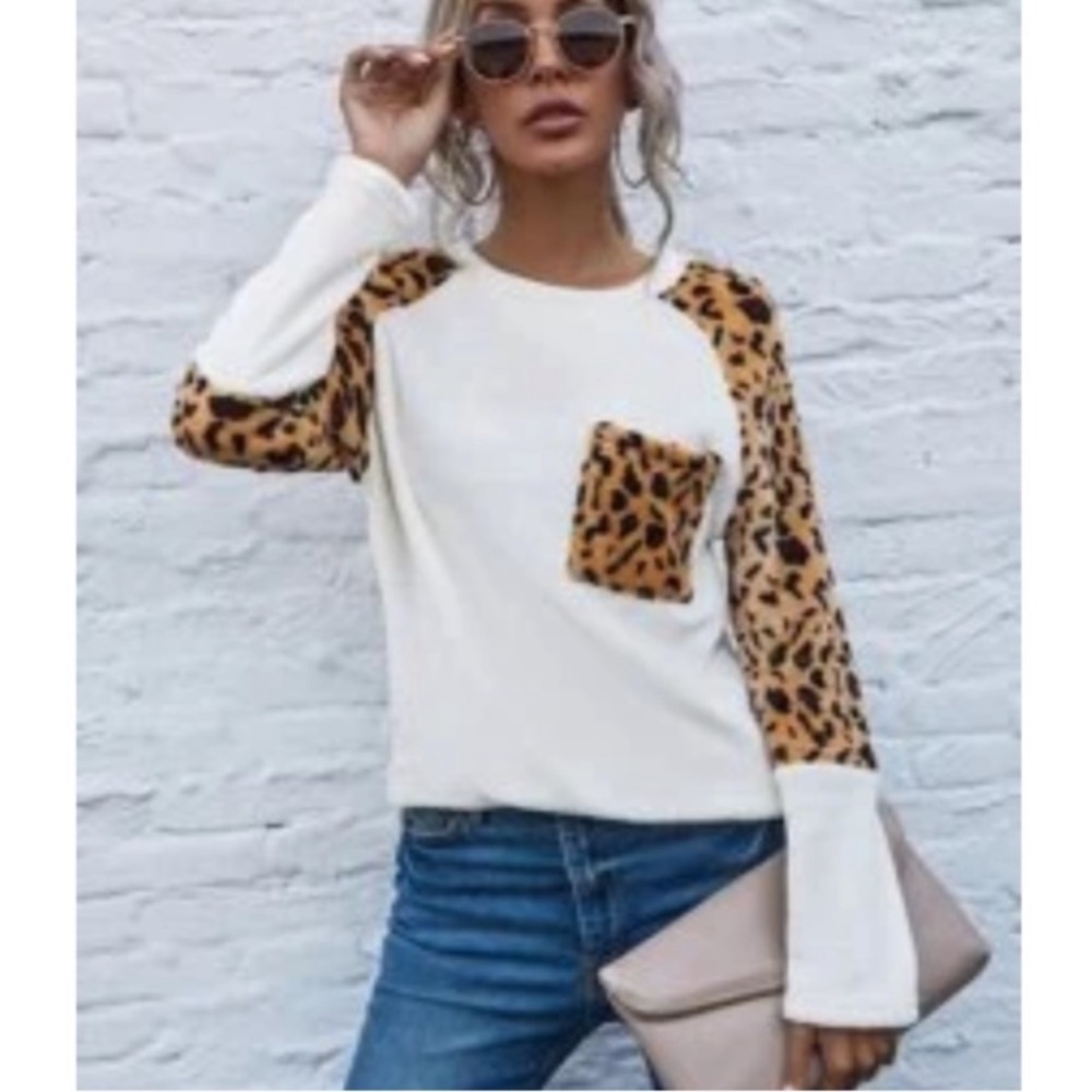 NWOT Colourblock Cheetah Print Teddy Sweater
